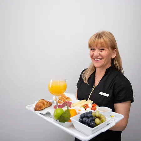 B Gold Luxury 4* 斯普利特