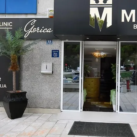 B Gold Luxury فندق مبيت وإفطار 4*