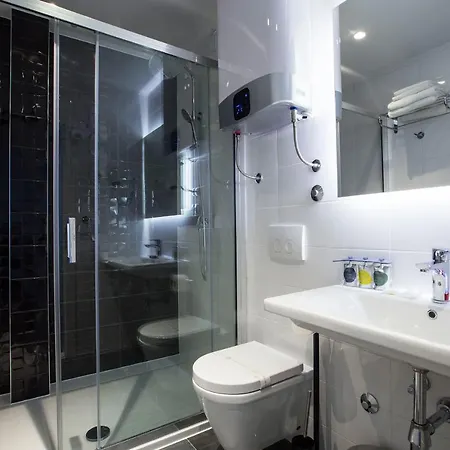 فندق مبيت وإفطار B Gold Luxury سبليت