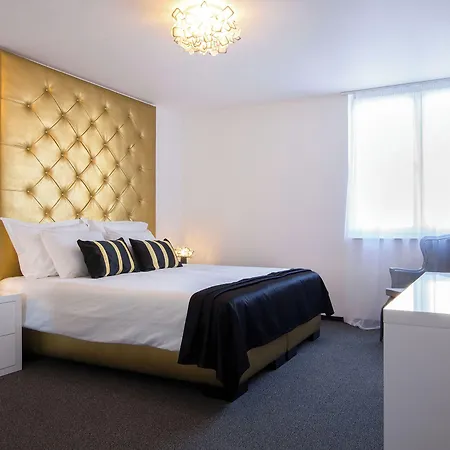 B Gold Luxury فندق مبيت وإفطار سبليت