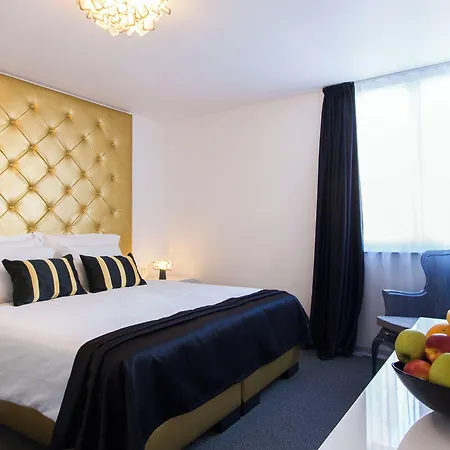 B Gold Luxury فندق مبيت وإفطار سبليت