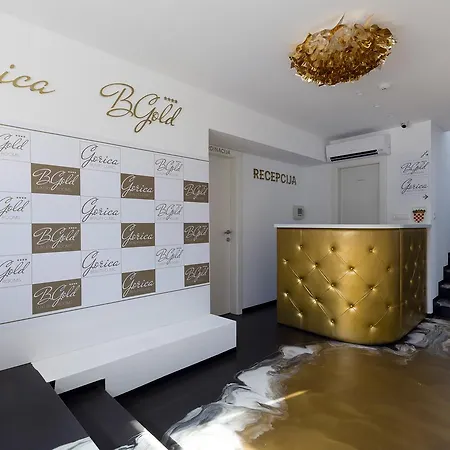 B Gold Luxury