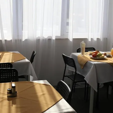 B Gold Luxury krevet i doručak